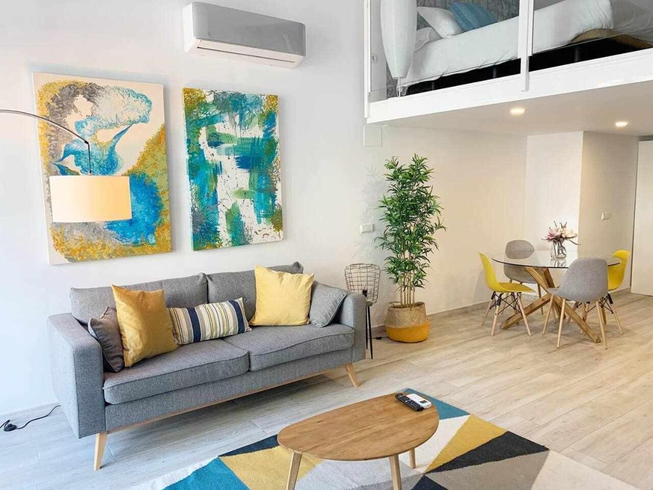 Isg Apartments Lovely Duplex Seville Exterior photo